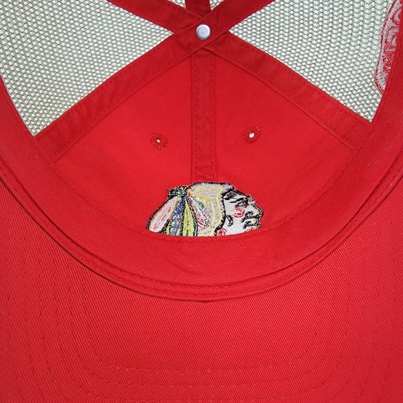 Chicago Blackhawks Hockey Hat Snapback Trucker Cap Jonathan Toews 19 Logo Red - Picture 6 of 7